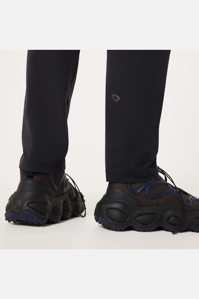 Oakley Enhance Tech Jersey 15.7 Pantalones Blackout